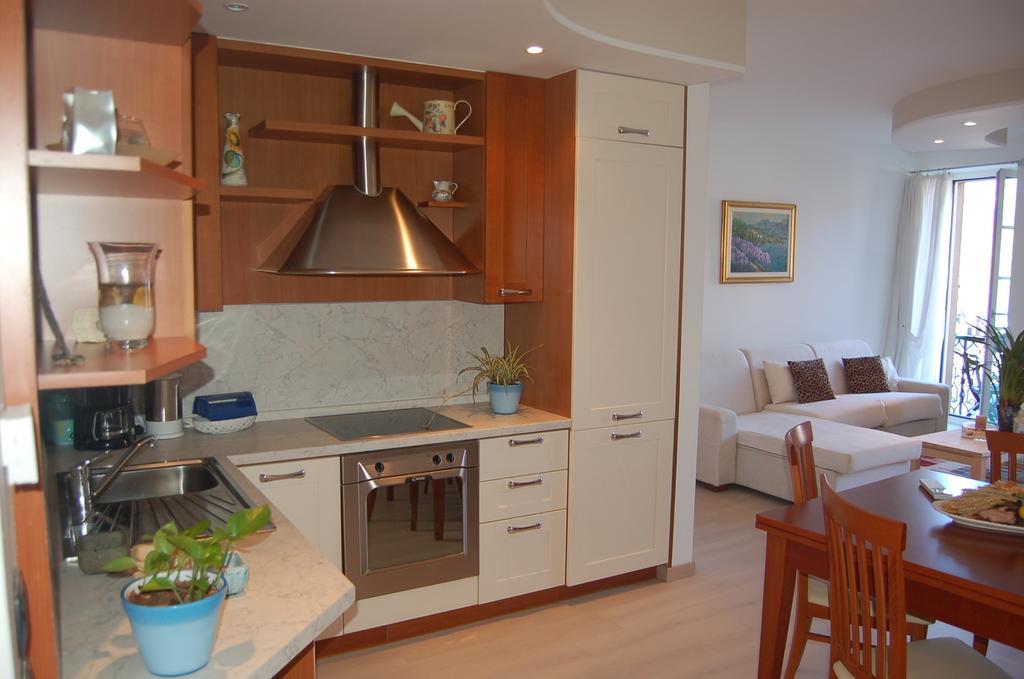 Bella Piazza Apartment Колико Стая снимка